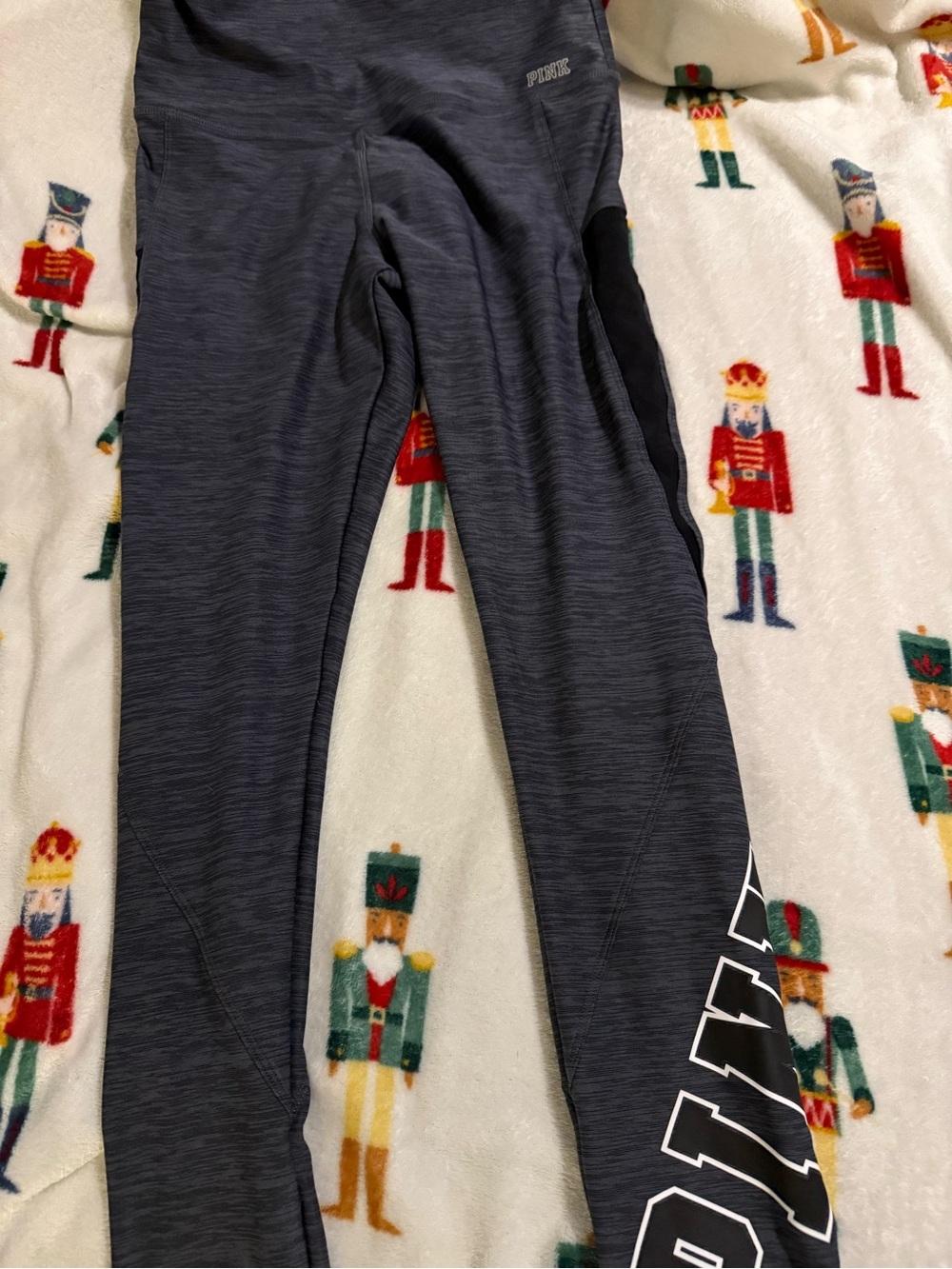 PINK Victoria's Secret Charcoal Gray Logo Leggings
